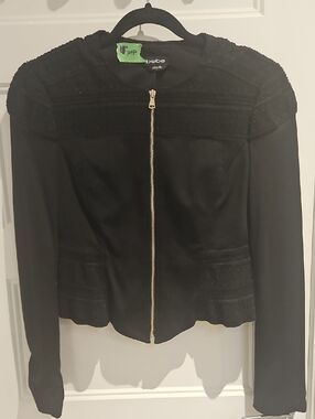 Bebe Black Zip-Front Textured Shoulder Jacket